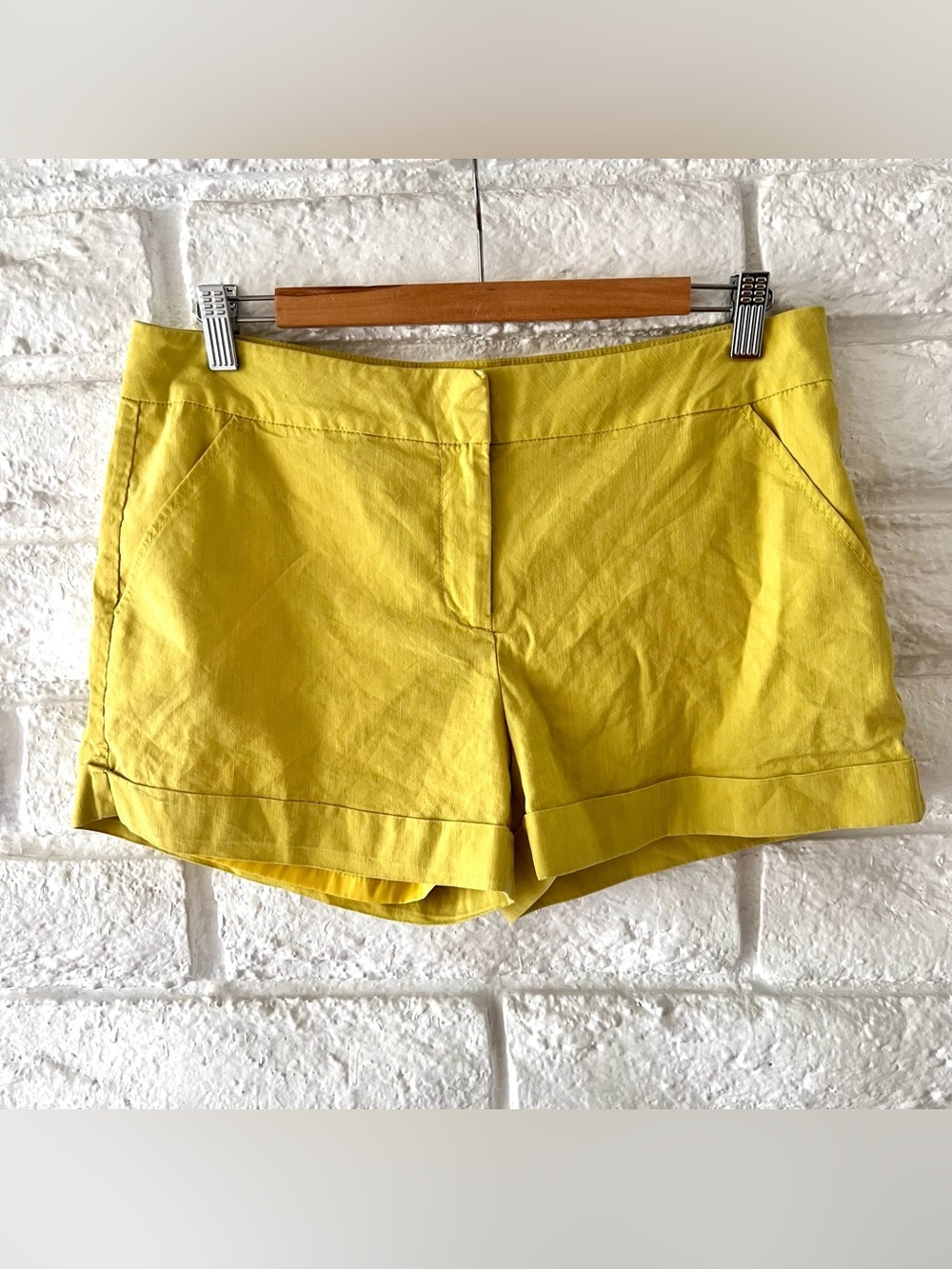 bebe Lime green High Waist Cuffed Shorts P104